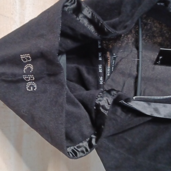 NWT-BCBG- Medium- Black Jumpsuit w/Simple but Bedazzled Hoodie and Pants! - Picture 3 of 8